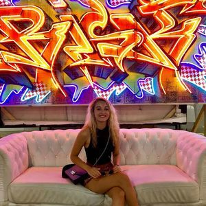 Meet your Posher, Charlotte